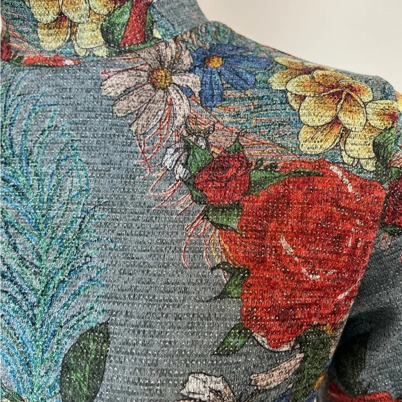 Vintage UNIT  Floral Sweater Top Women Blue Metallic Fibre Angora Wool S/M NWOT - Picture 2 of 11